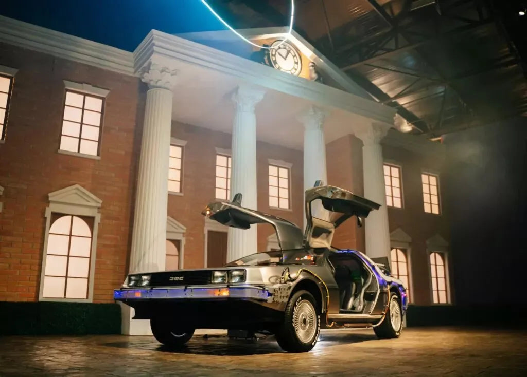 DMC DeLorean "Regreso al Futuro" (1872 piezas) 🚗