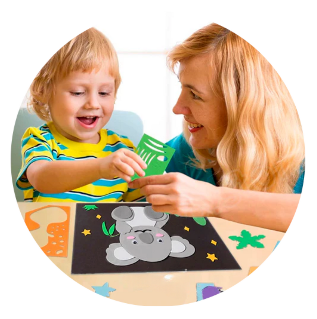 Cartoon Kids 2 en 1 - Pinta y Pega!