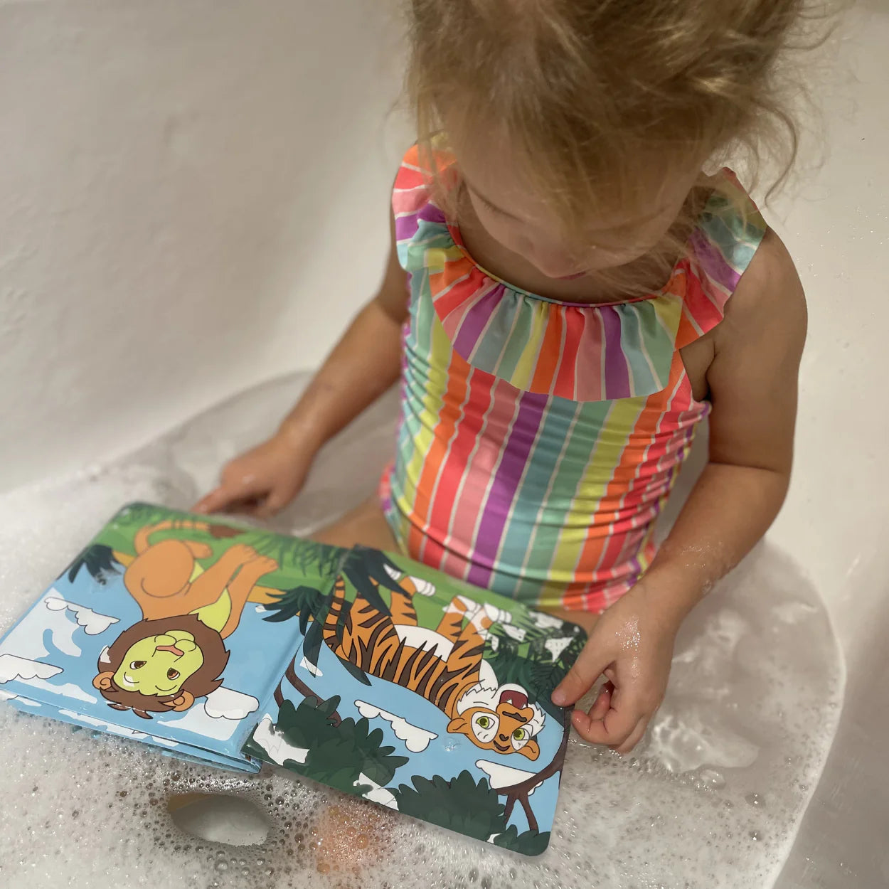 Libro para colorear sobre agua de granja (6+ meses)